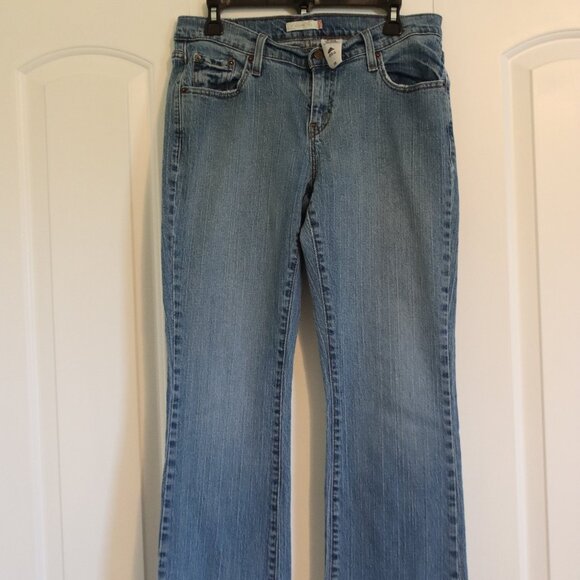 Levi's Curvy Fit Boot Leg Denim Blue Jeans Size 12 - Picture 1 of 16